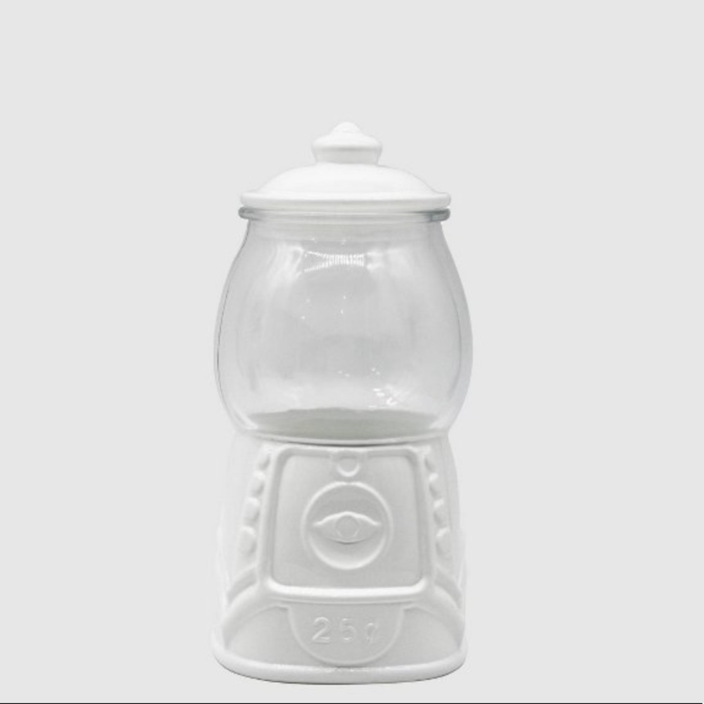 - White gum canister